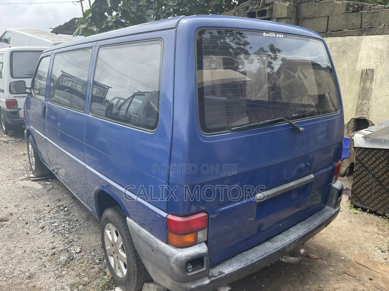 Volkswagen Transporter 2005 Blue