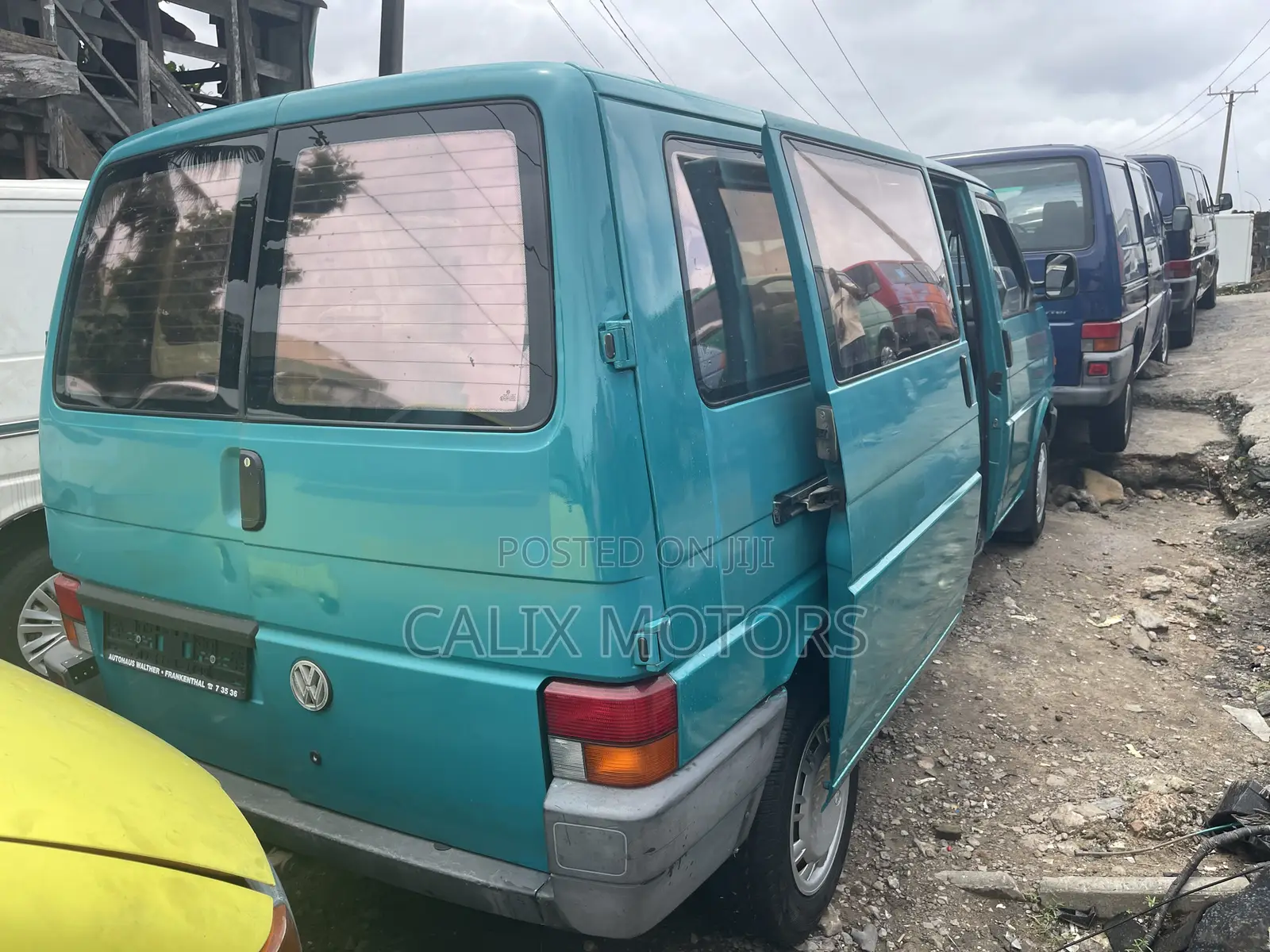Volkswagen Transporter 2005 Green