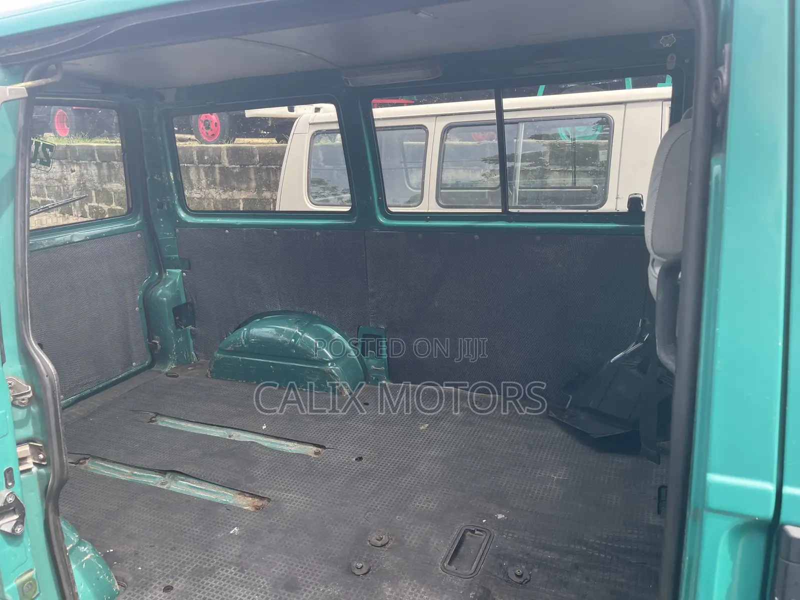 Volkswagen Transporter 2005 Green