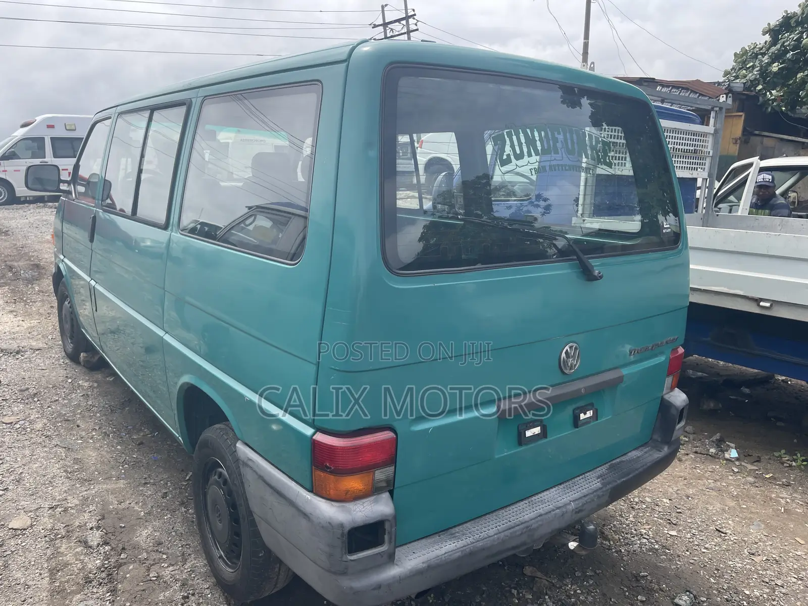 Volkswagen Transporter 2005 Green