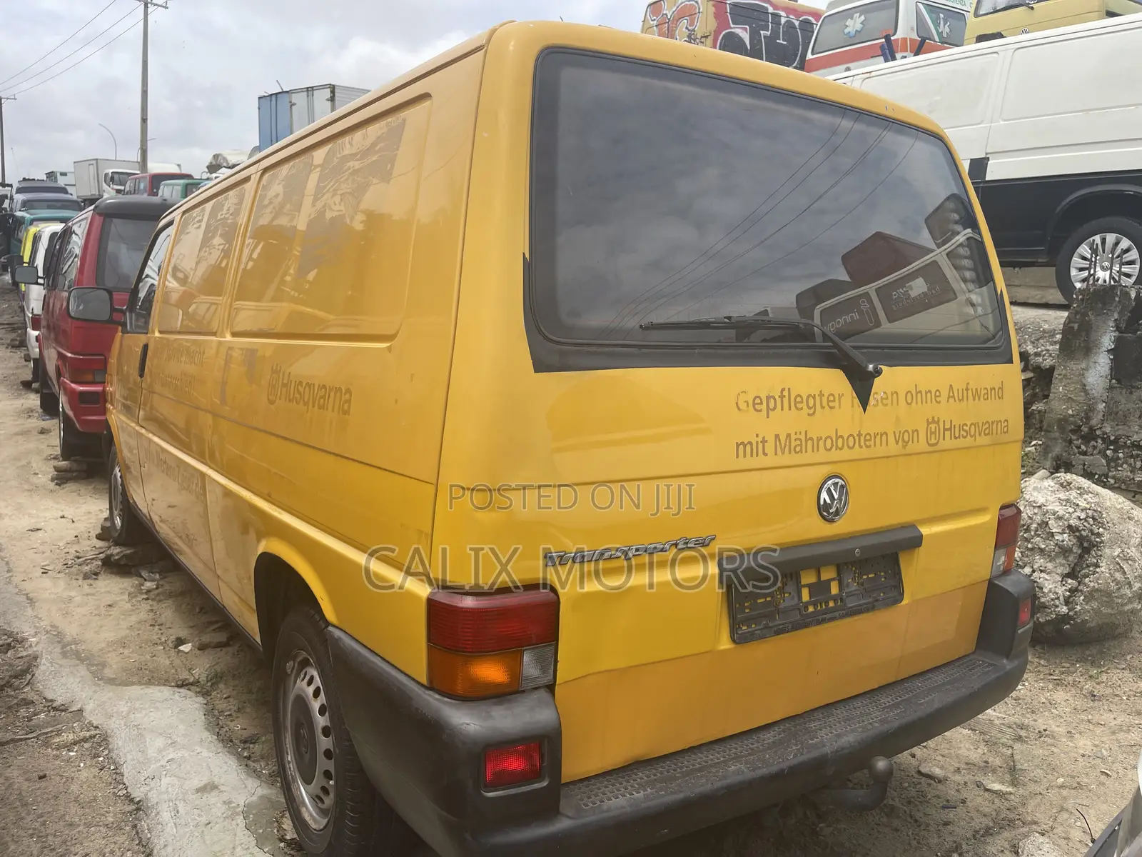 Volkswagen Transporter 2005 Yellow
