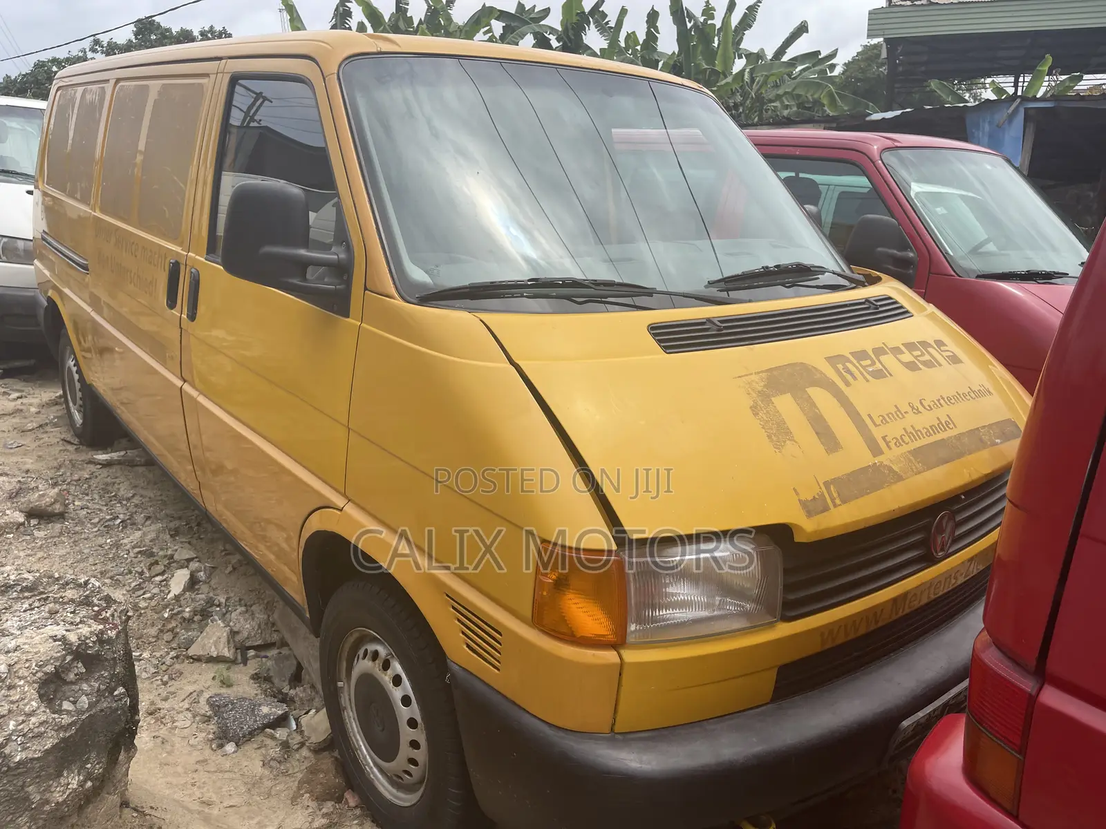 Volkswagen Transporter 2005 Yellow