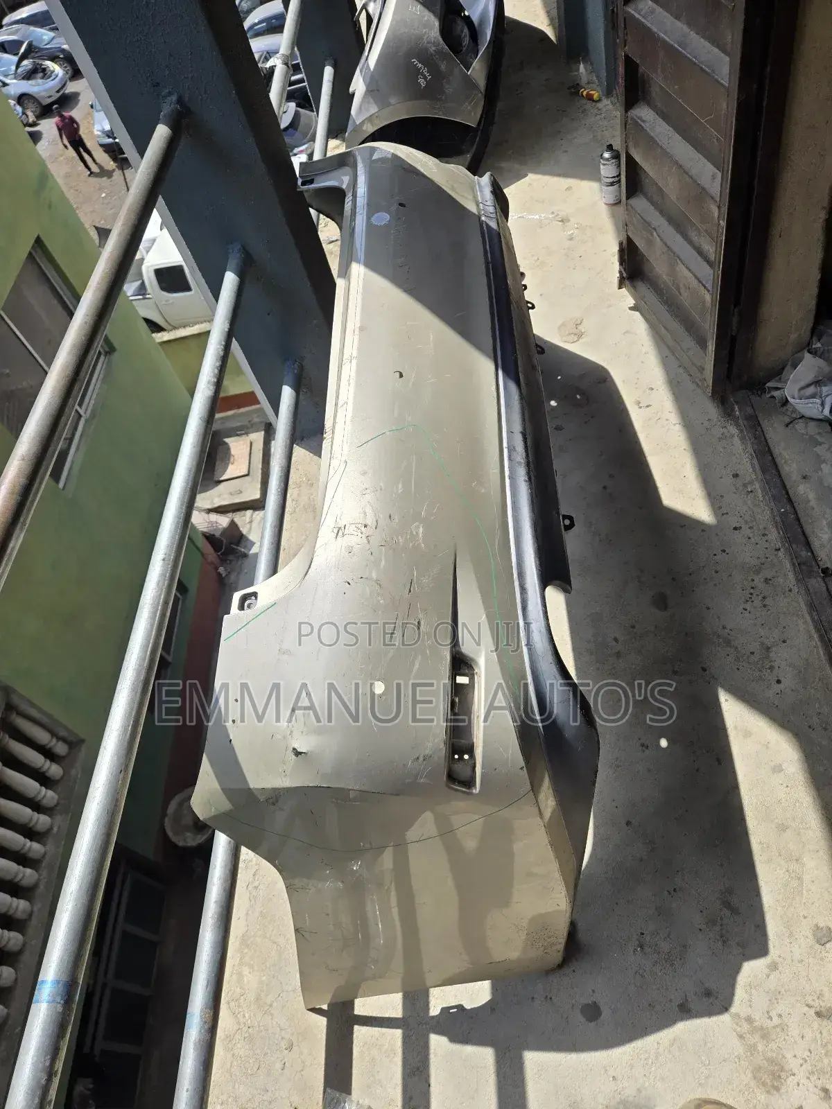 Es350 2015 Back Bumper