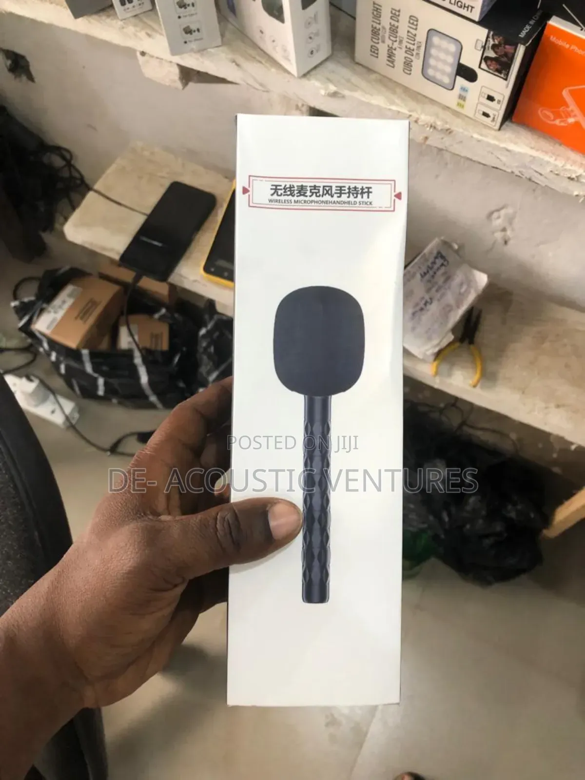 It's Called Wireless Microphone for Your Content and Videos
