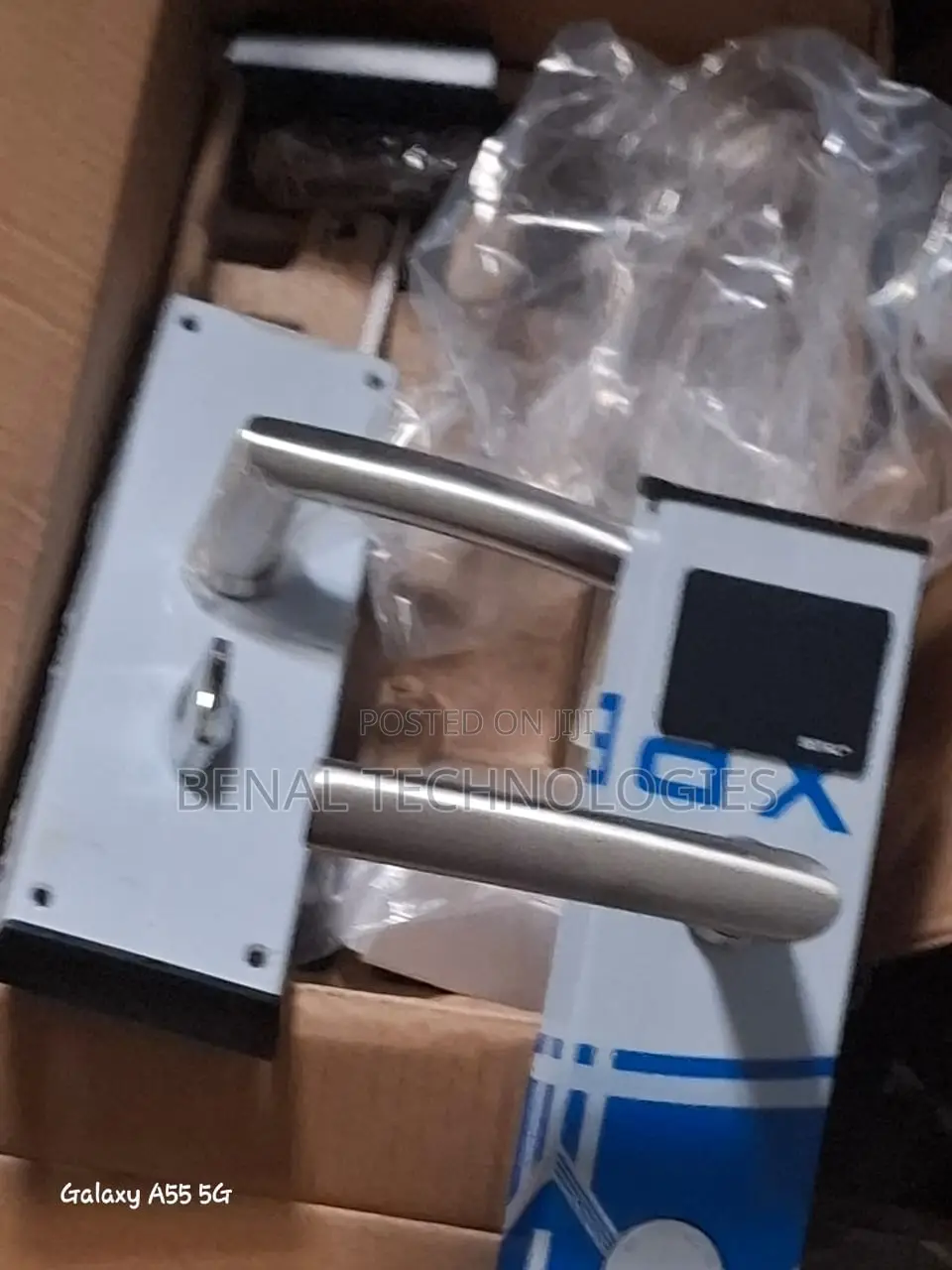 Keyless Hotel Access With Card Locks and Software