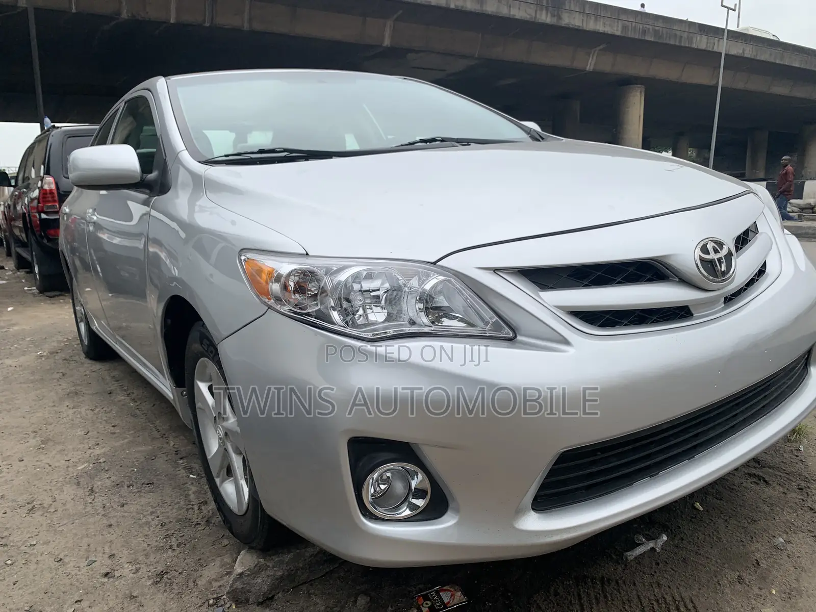 Toyota Corolla LE 4dr Sedan (1.8L 4cyl 4A) 2010 Silver