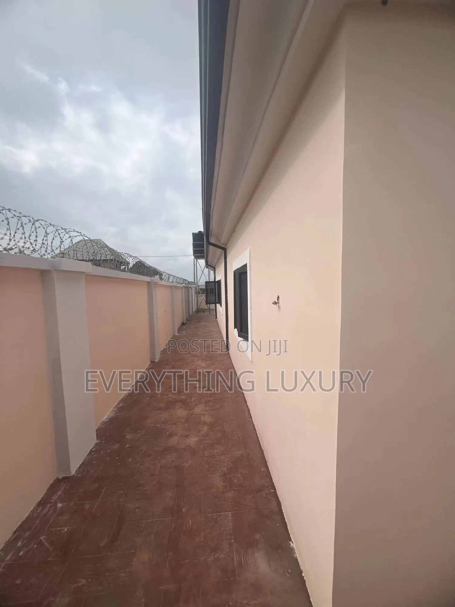 3bdrm Bungalow in Ushafa for rent