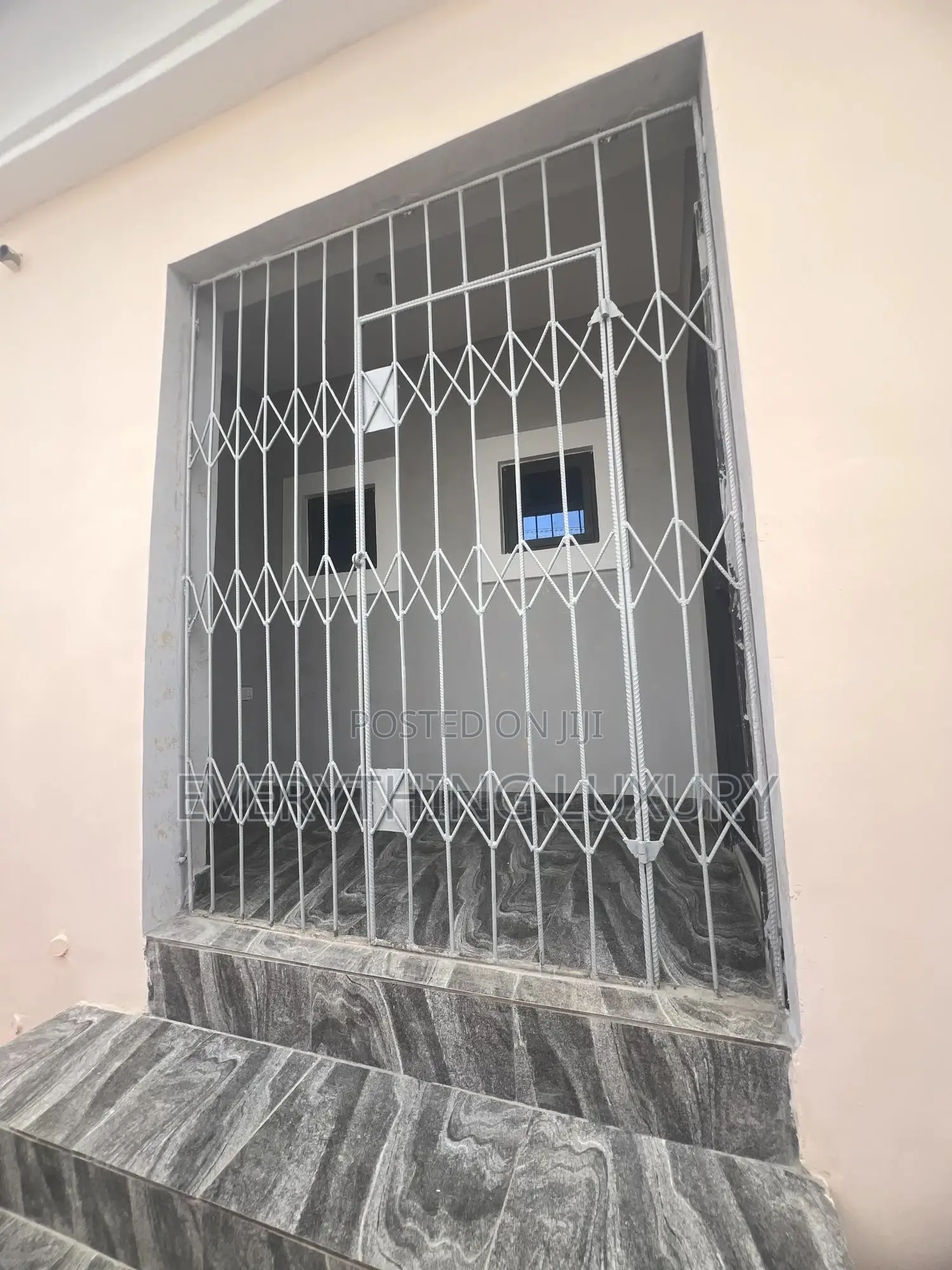 3bdrm Bungalow in Ushafa for rent