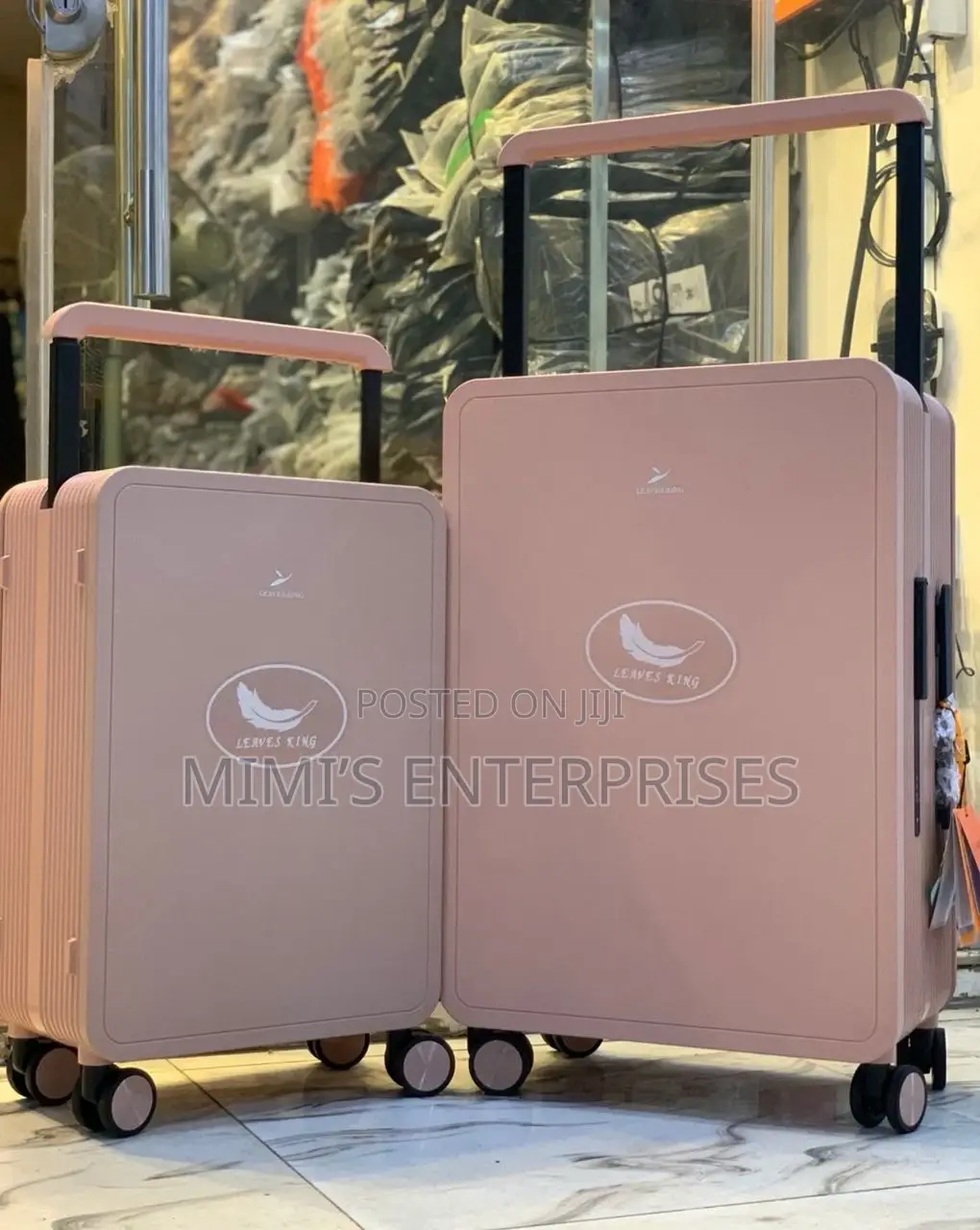 Luxury Set of Two Leaves King Luggage Traveling Box