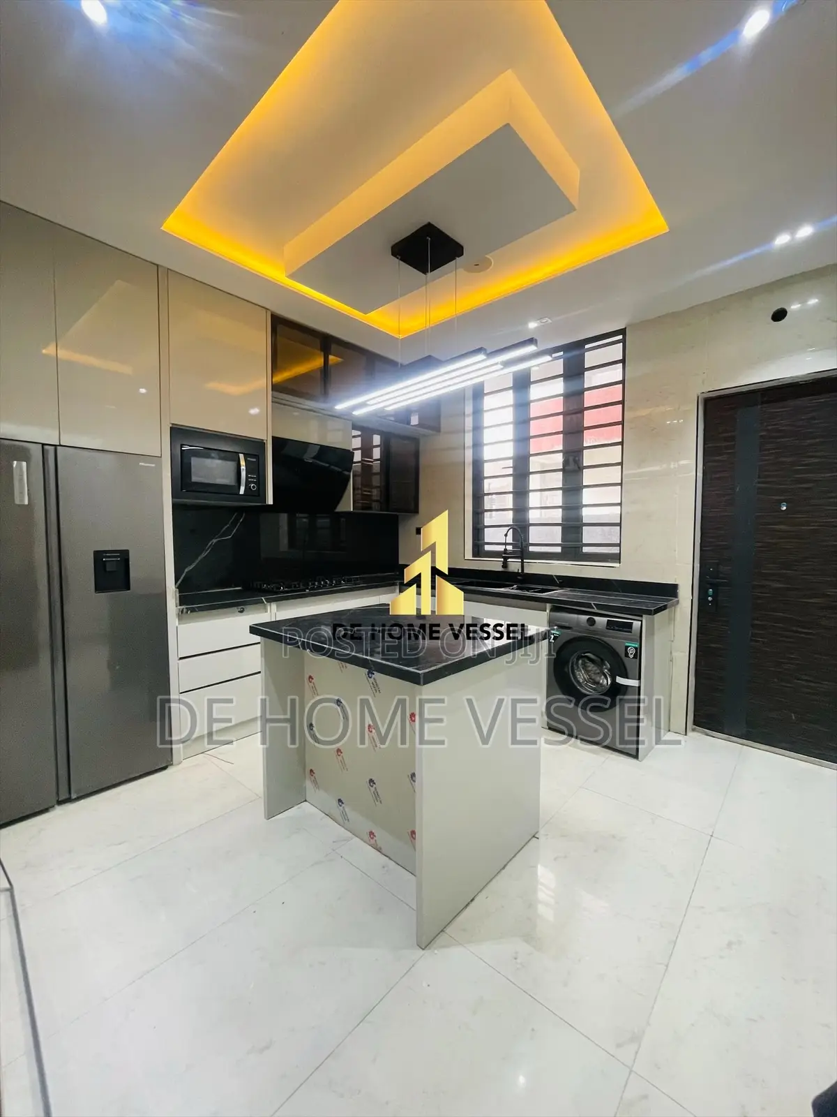 5bdrm Duplex in Lekki Phase 1 for sale