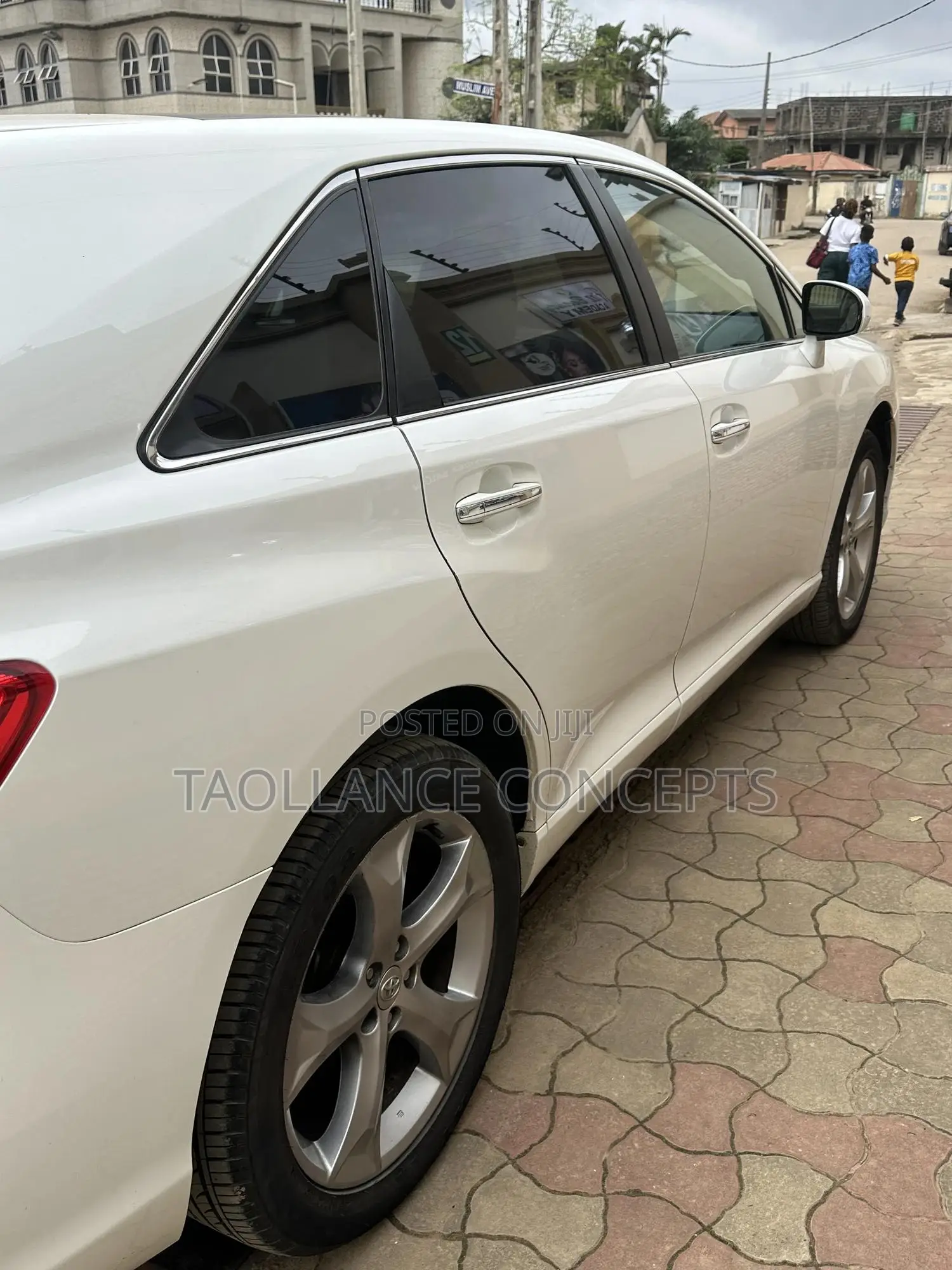 Toyota Venza V6 AWD 2010 White