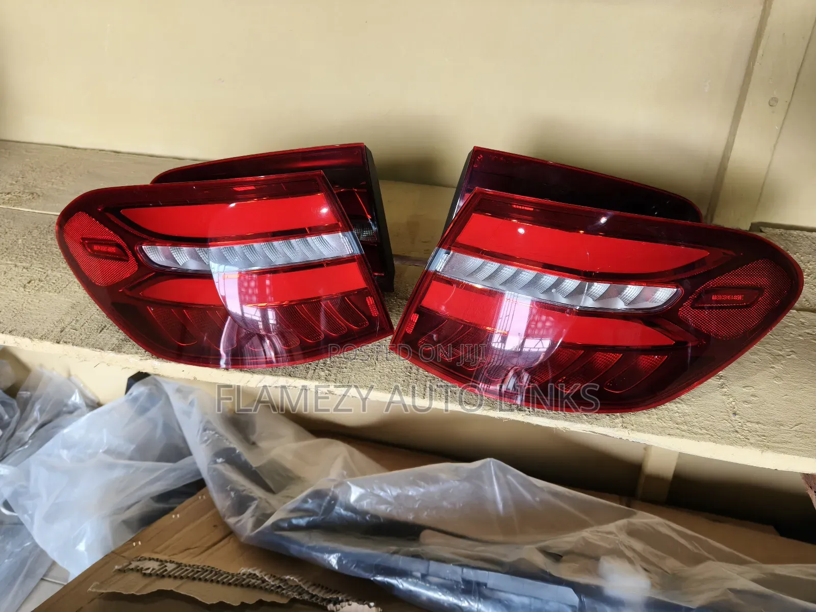 Glc 300 Complete Back Light Or Rear Light Tokunbo