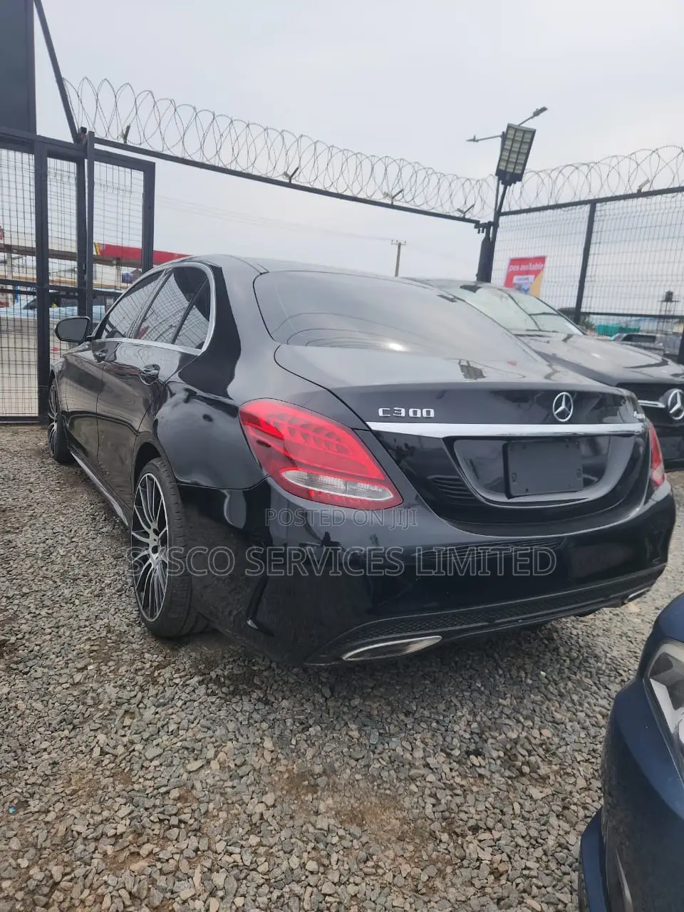 Mercedes-Benz C300 2016 Black