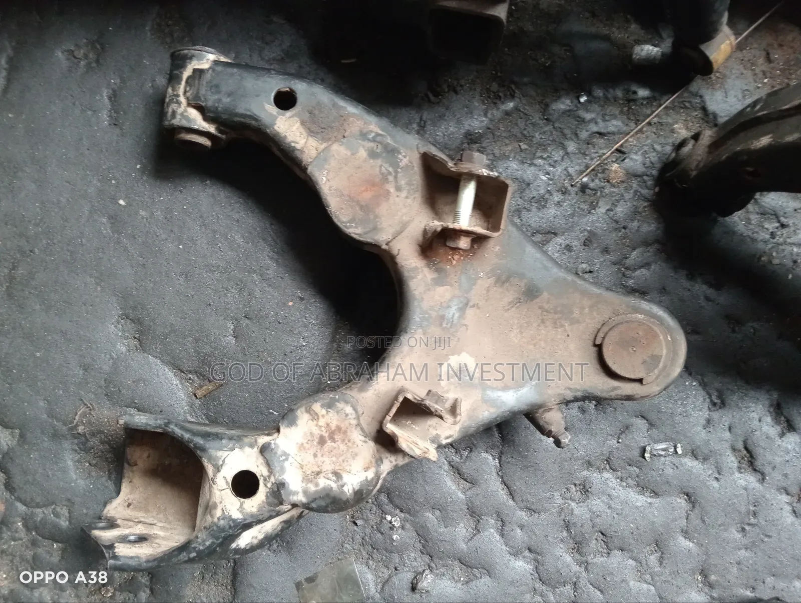 Toyota Landcruiser Lower Arm 2010 Model