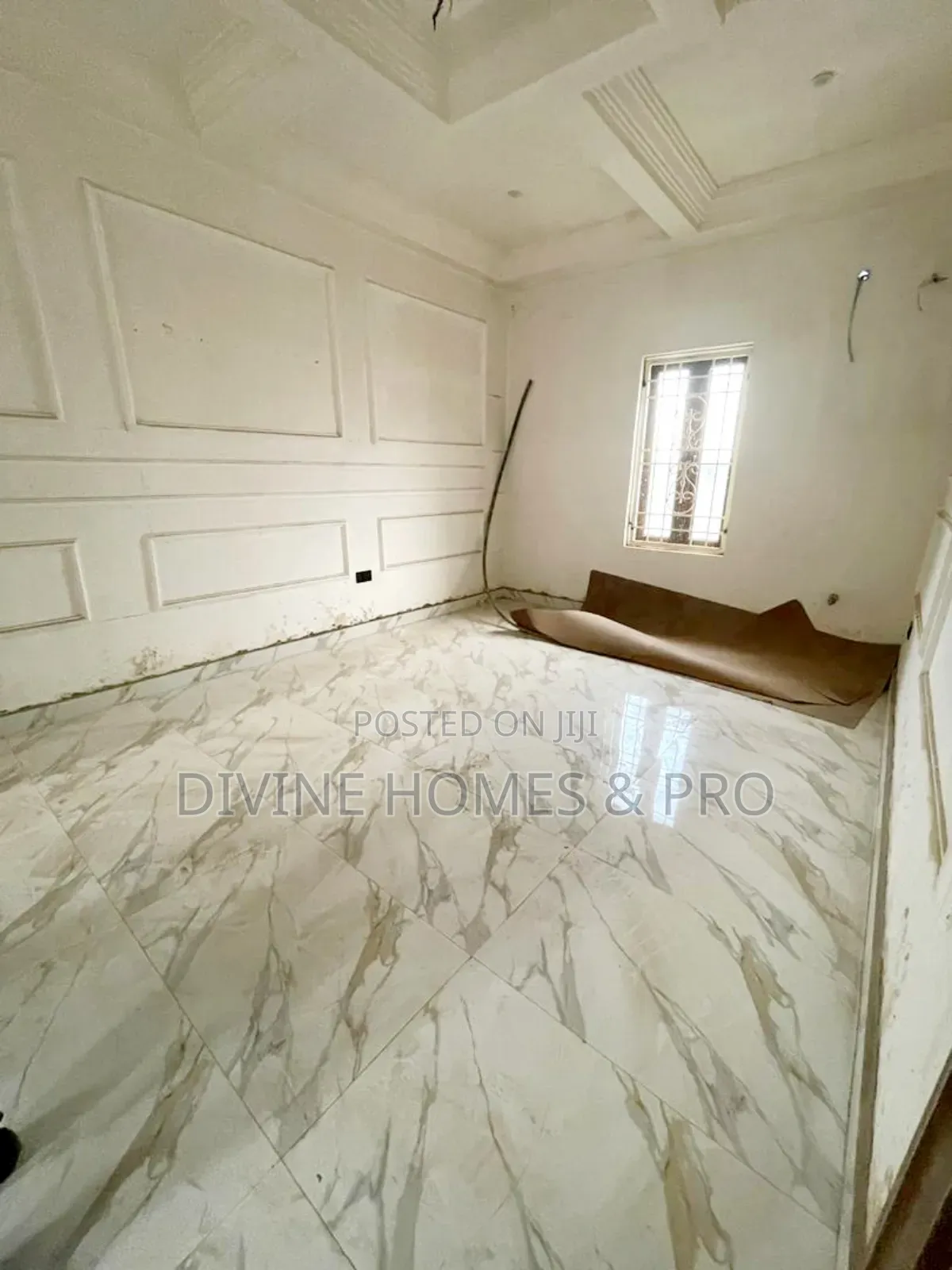 5bdrm Duplex in Lugbe District for sale