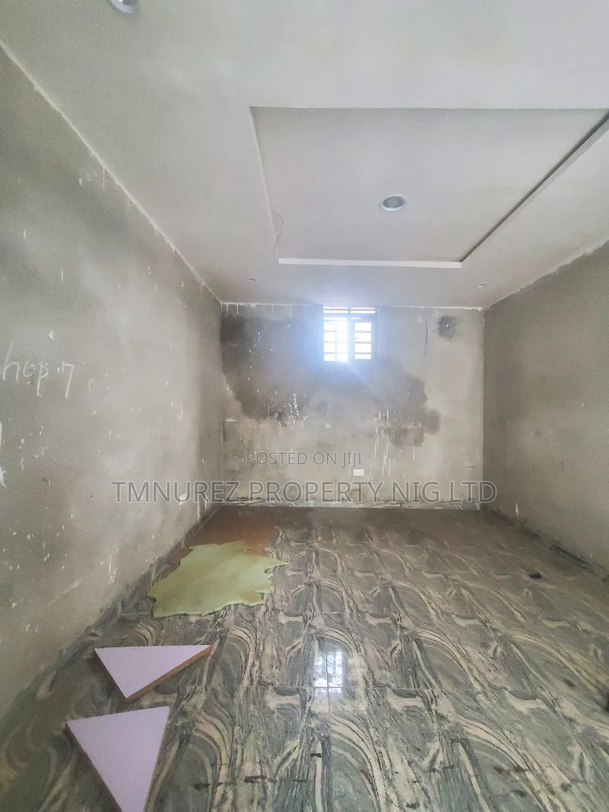 Shop Space for Rent in a Very Good Place