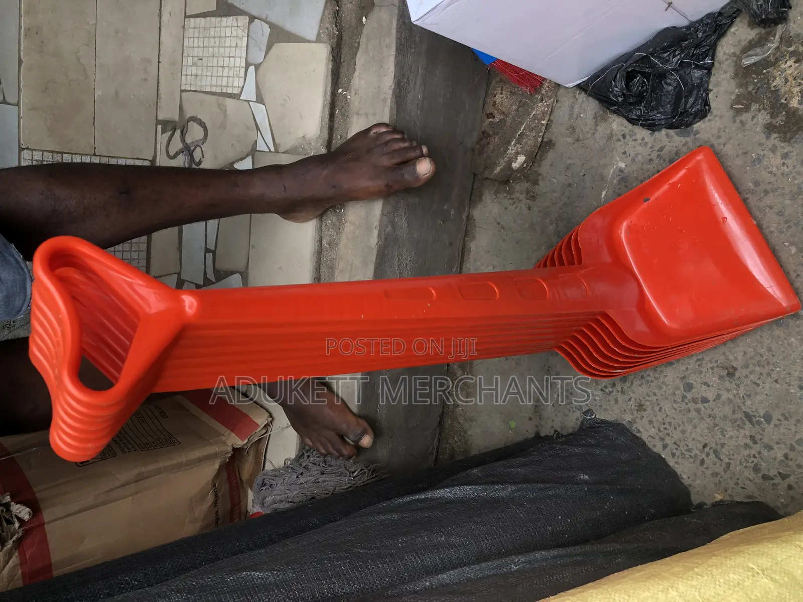 Quality Packer/ Dust Pan