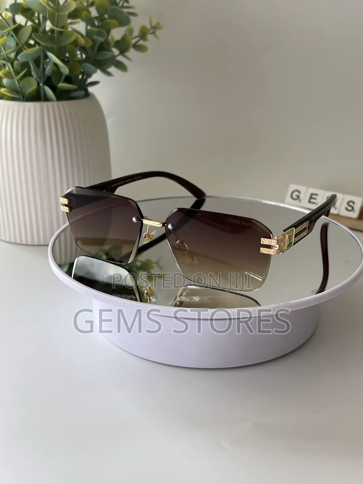 Lv-Inspired Luxury Rimless Sunglasses–Brown Gradient Lenses