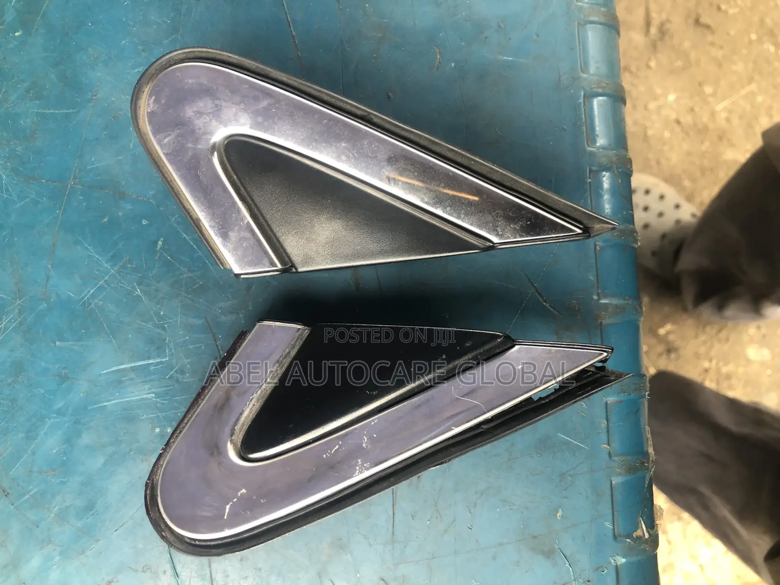 Mirror Pad for Avalon 2015 Model