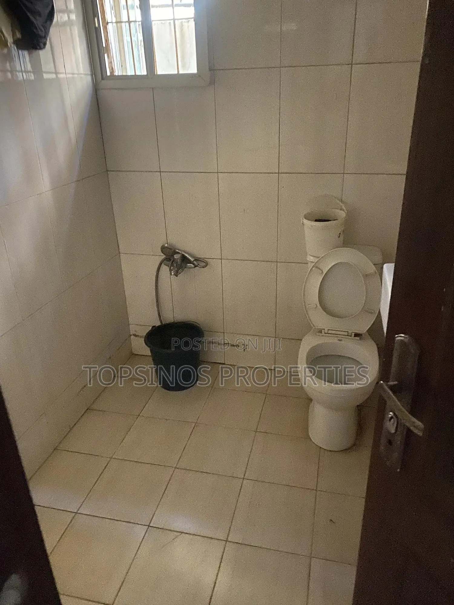 2bdrm Block of Flats in Dawaki for rent