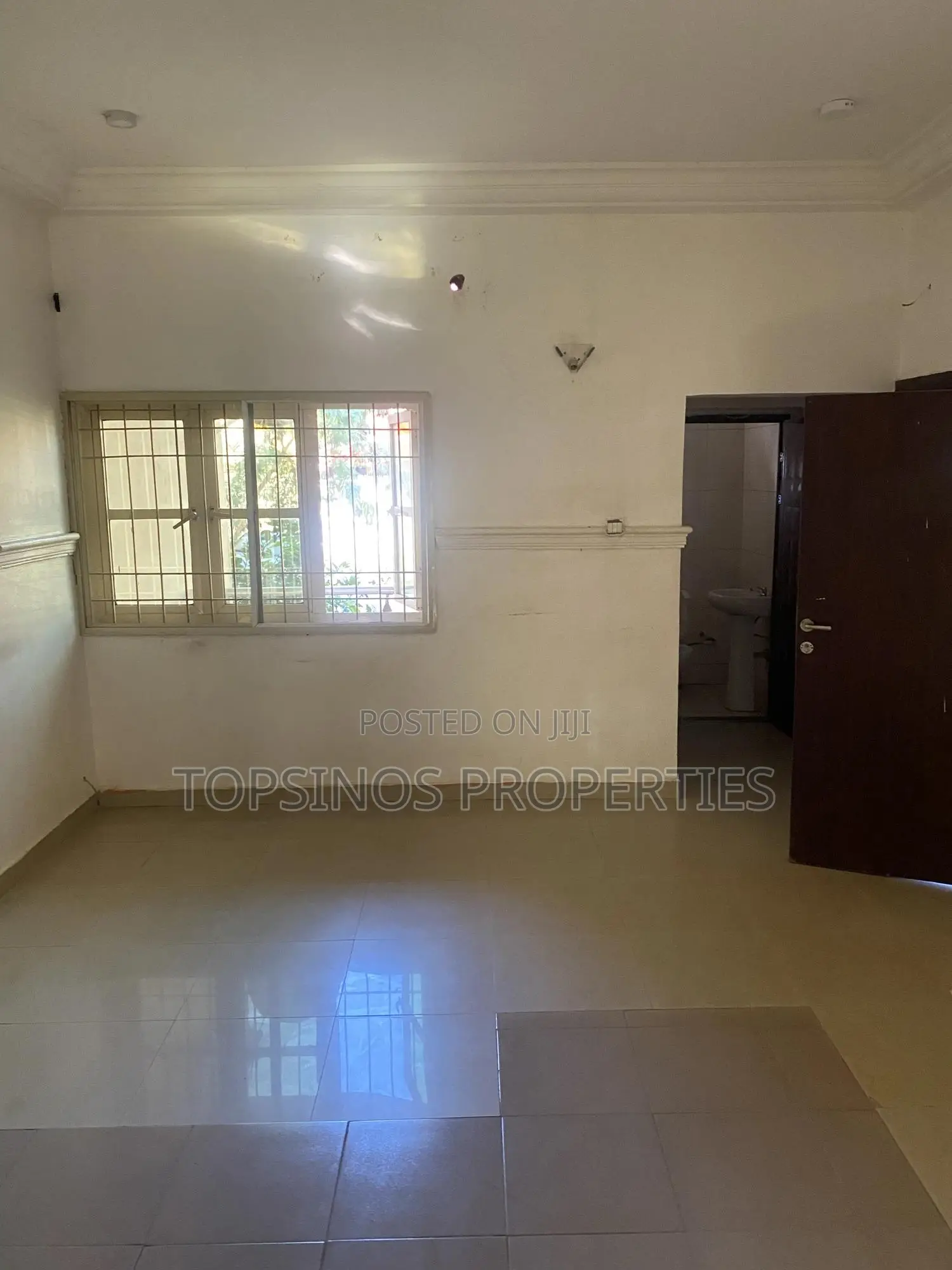 2bdrm Block of Flats in Dawaki for rent