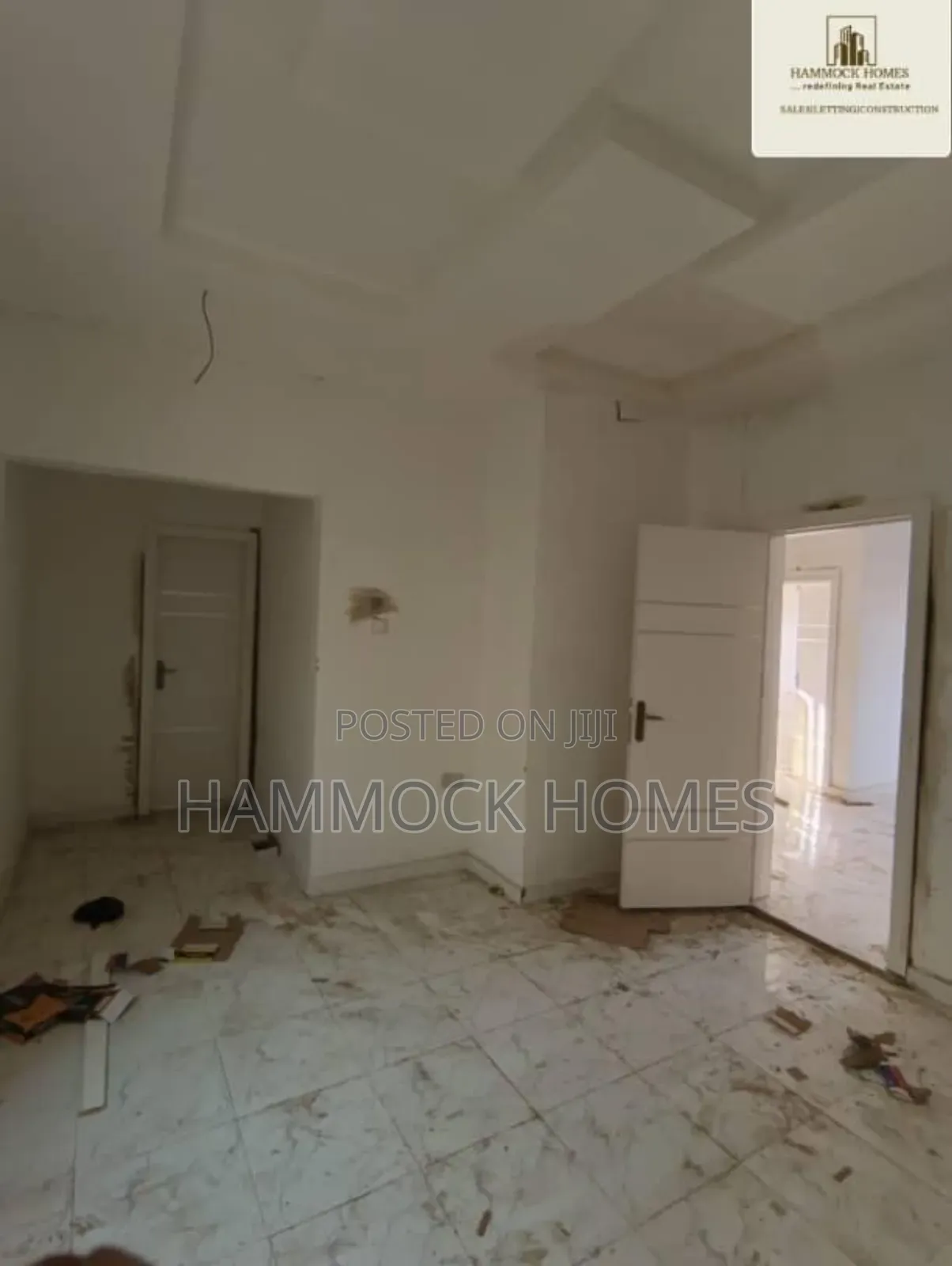 4bdrm Duplex in Jericho Gra for sale