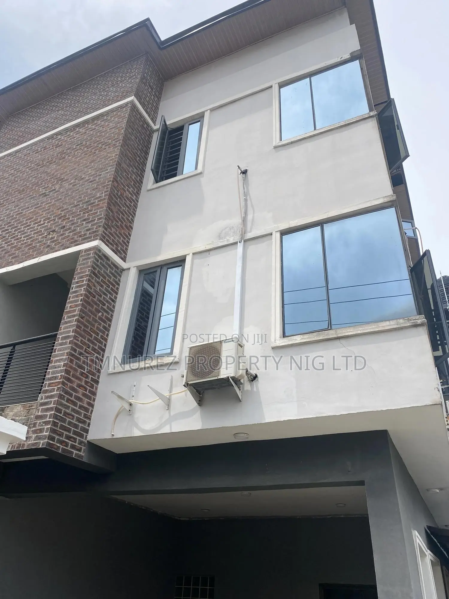 4bdrm Duplex in Osapa London for rent