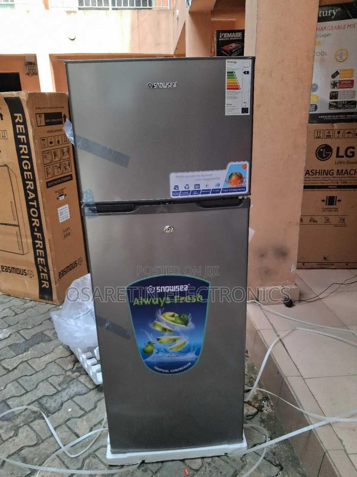 Snowsea Refrigerator With Double Door 215 Litre