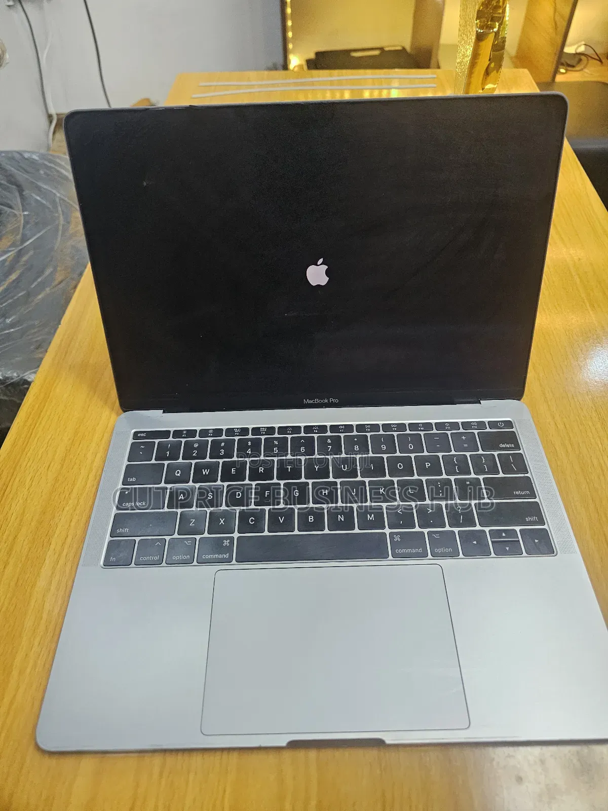 Laptop Apple MacBook Pro 2017 16GB Intel Core I5 SSD 128GB
