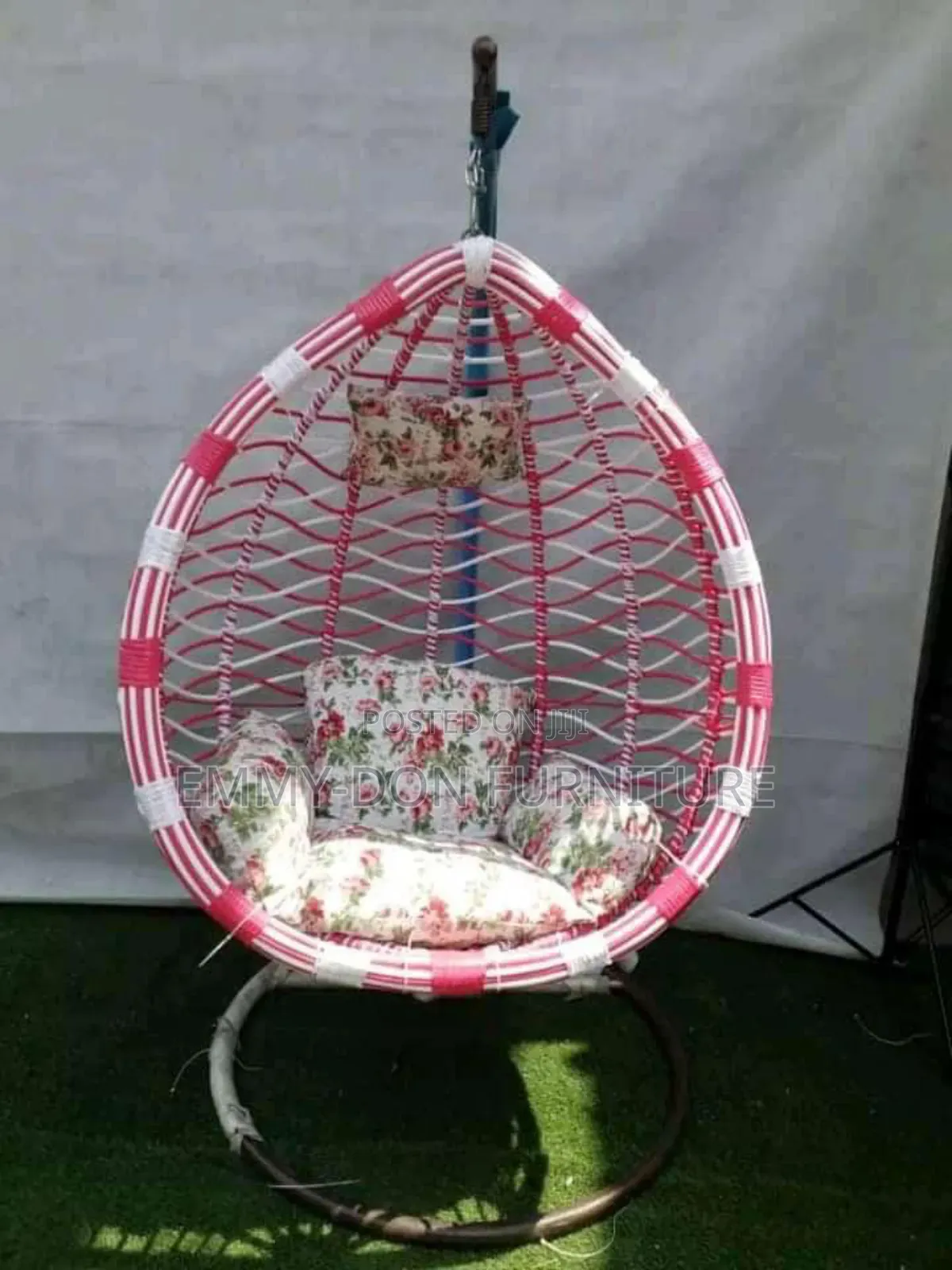 High Quality Swing Chair for Relaxation 