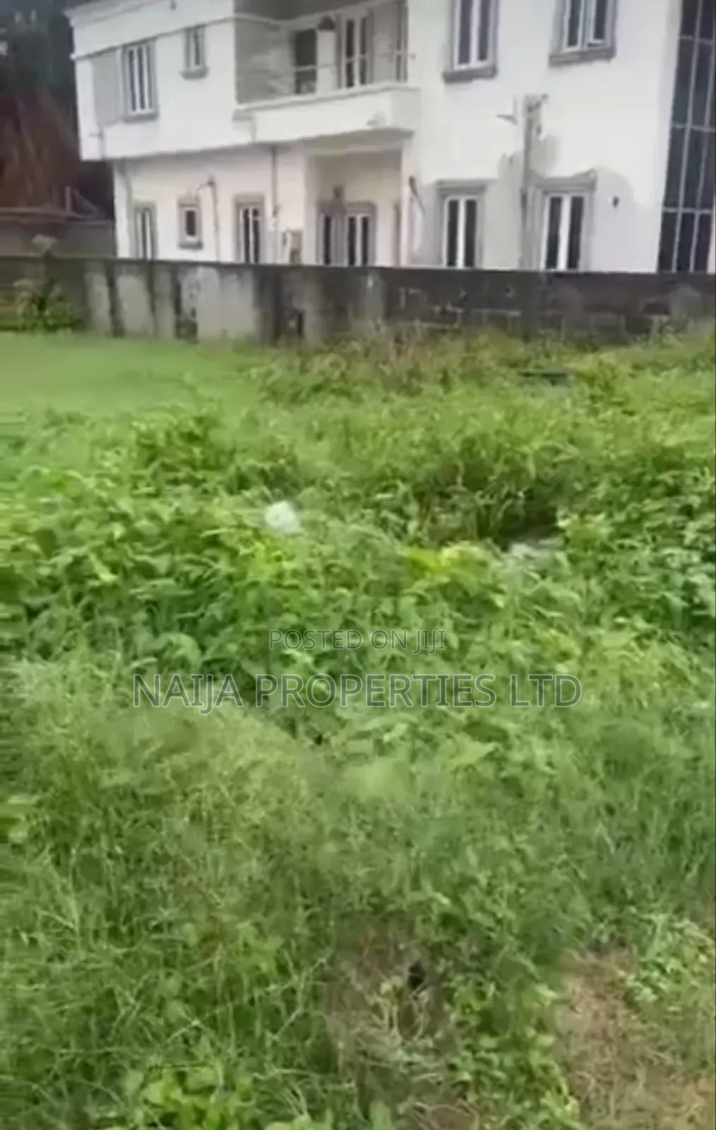 A Full Plot of 680sqm Land at Crown Estate,Sangotedo for Sale