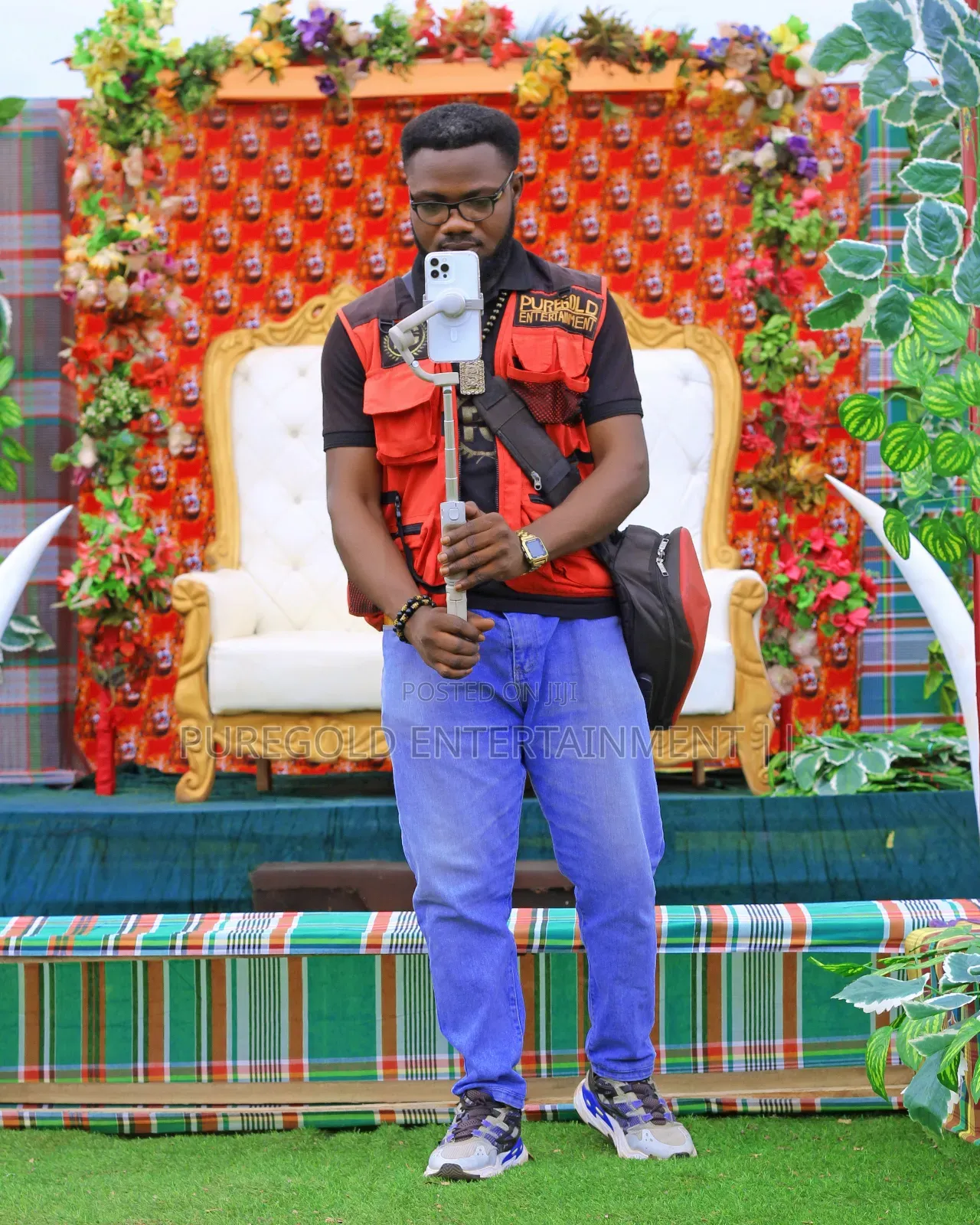 Luxury Smartphone Content Creator in Abuja