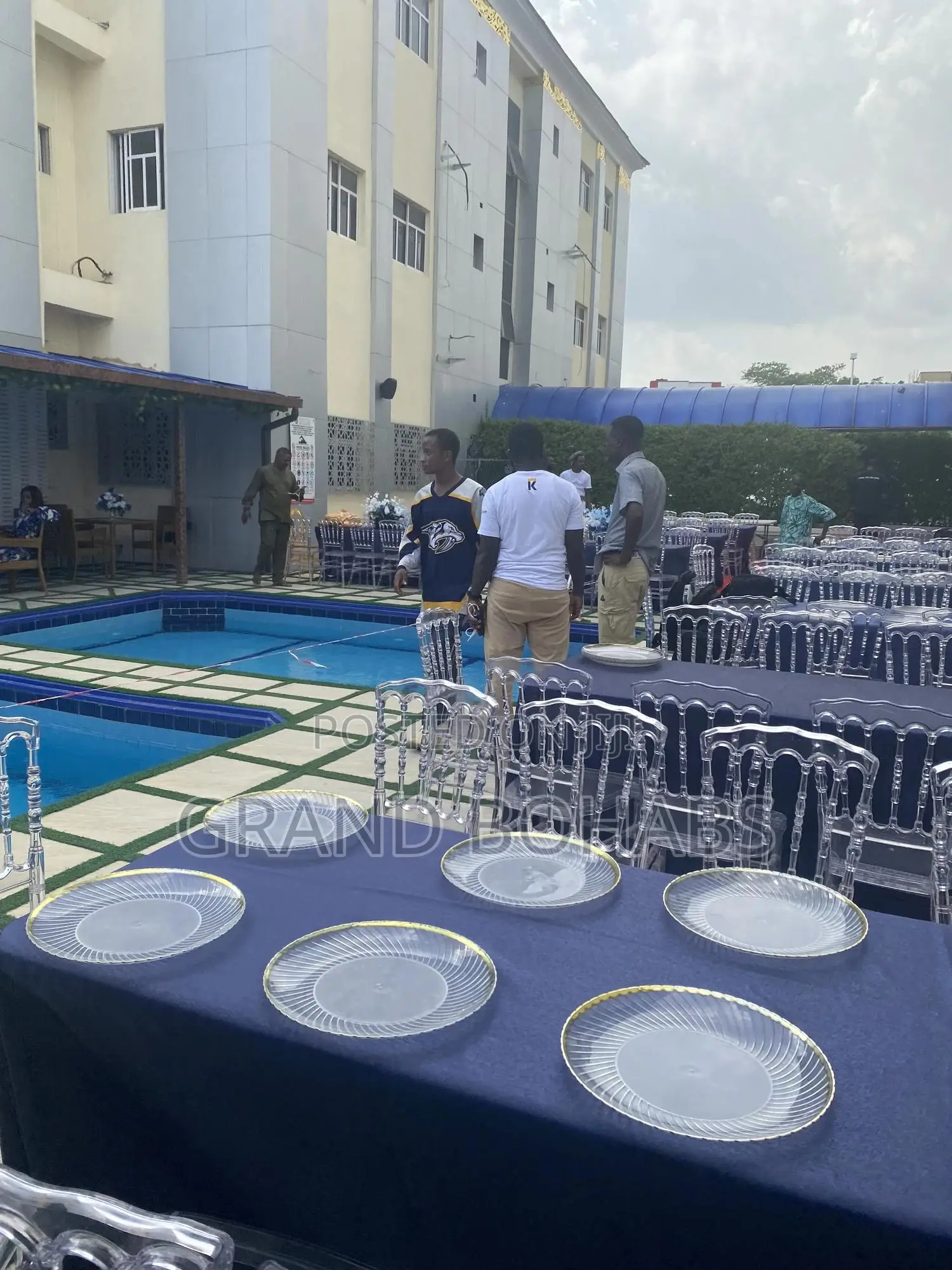 Divino Poolbar and Grill (Pool Space)