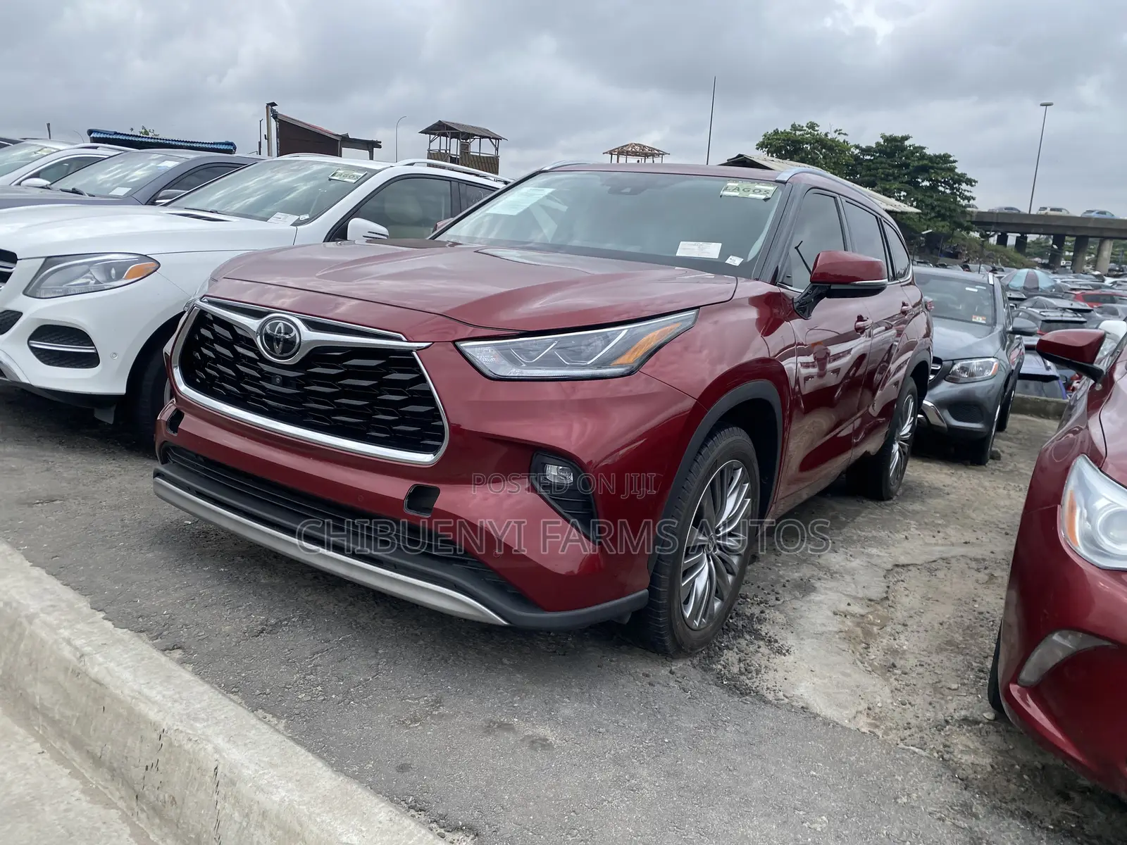 Toyota Highlander Platinum AWD 2020 Red