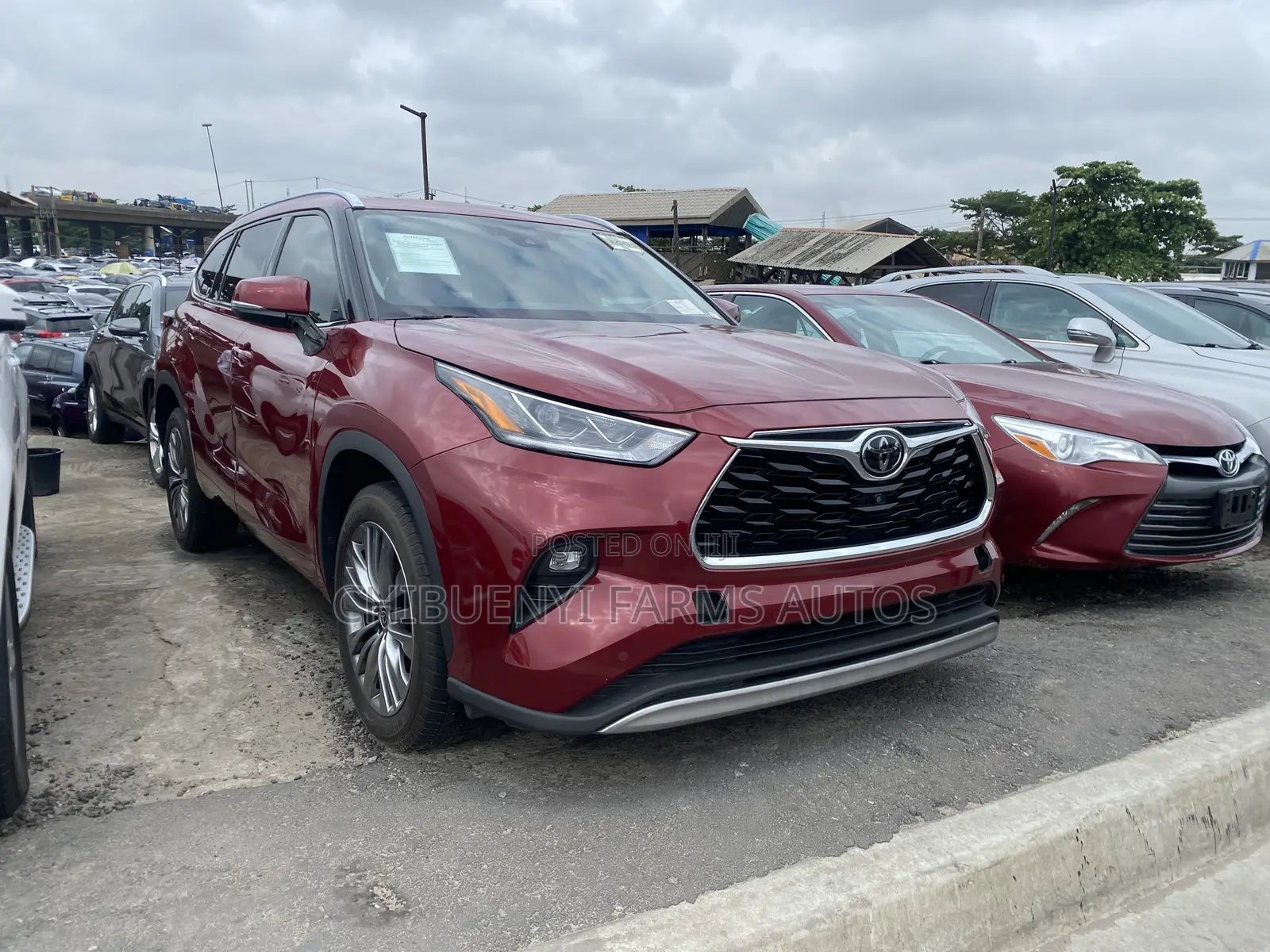 Toyota Highlander Platinum AWD 2020 Red