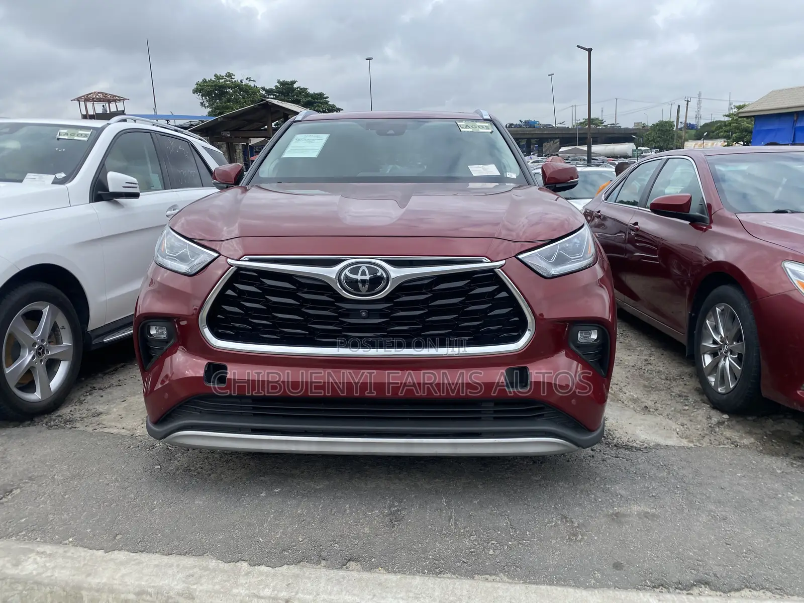 Toyota Highlander Platinum AWD 2020 Red