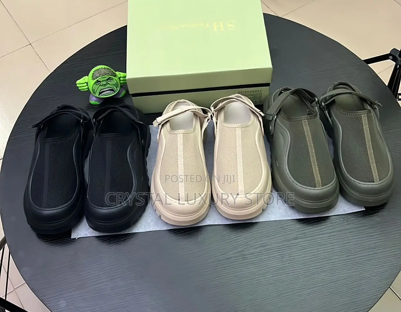 New Fashion Quality Luxury Rubber Pams