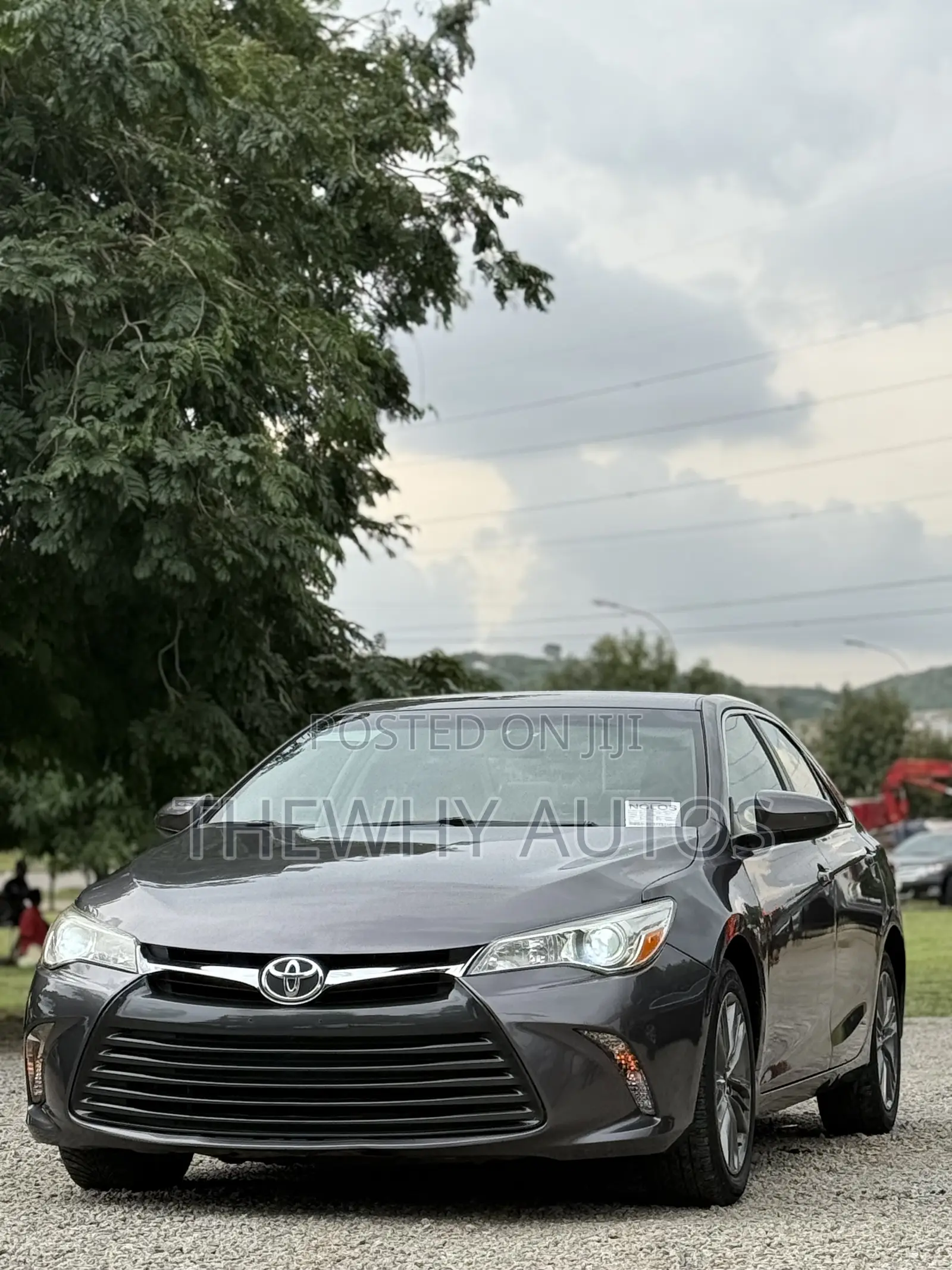 Toyota Camry SE 4dr Sedan (2.5L 4cyl 6A) 2017 Gray