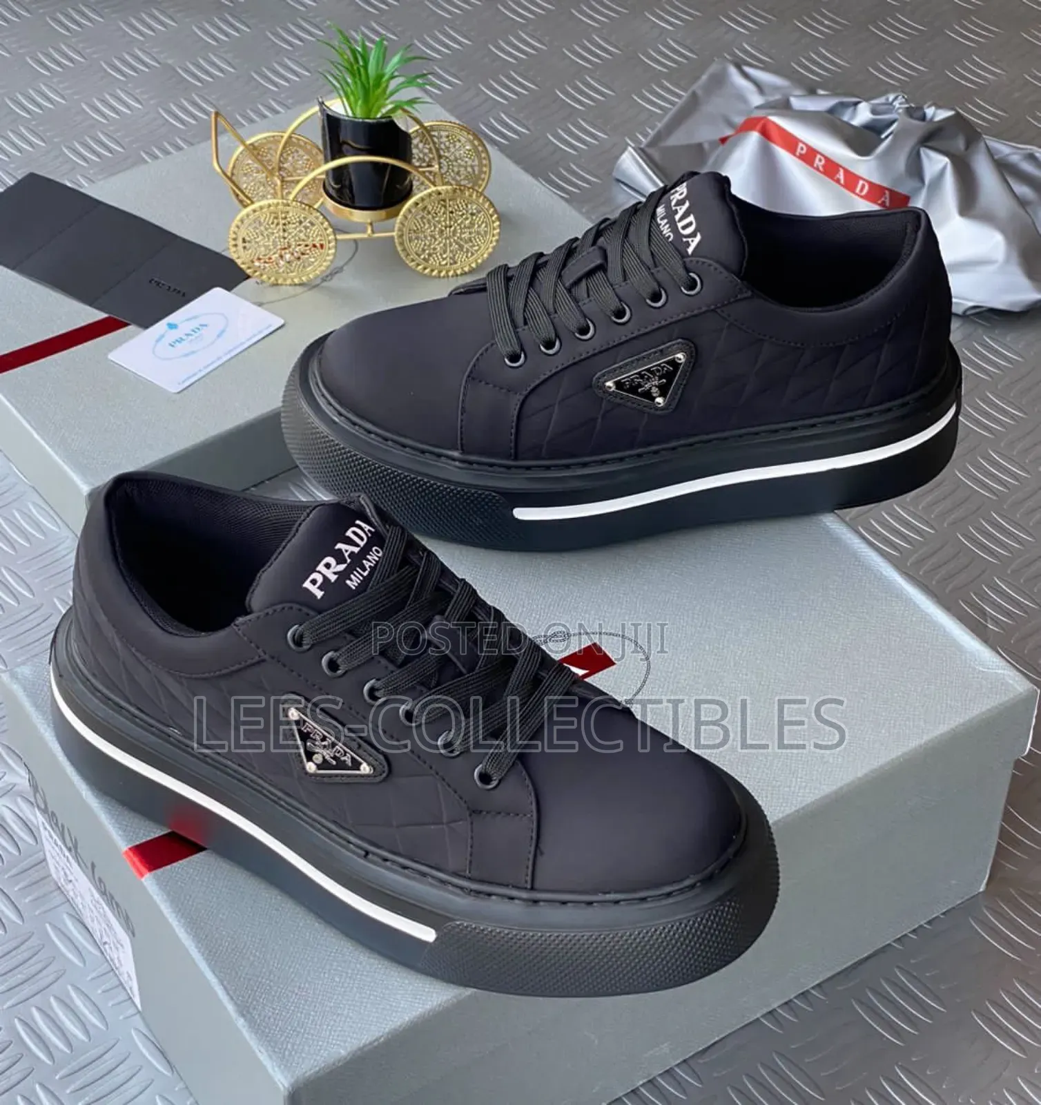 Luxury Portable Unisex Sneakers
