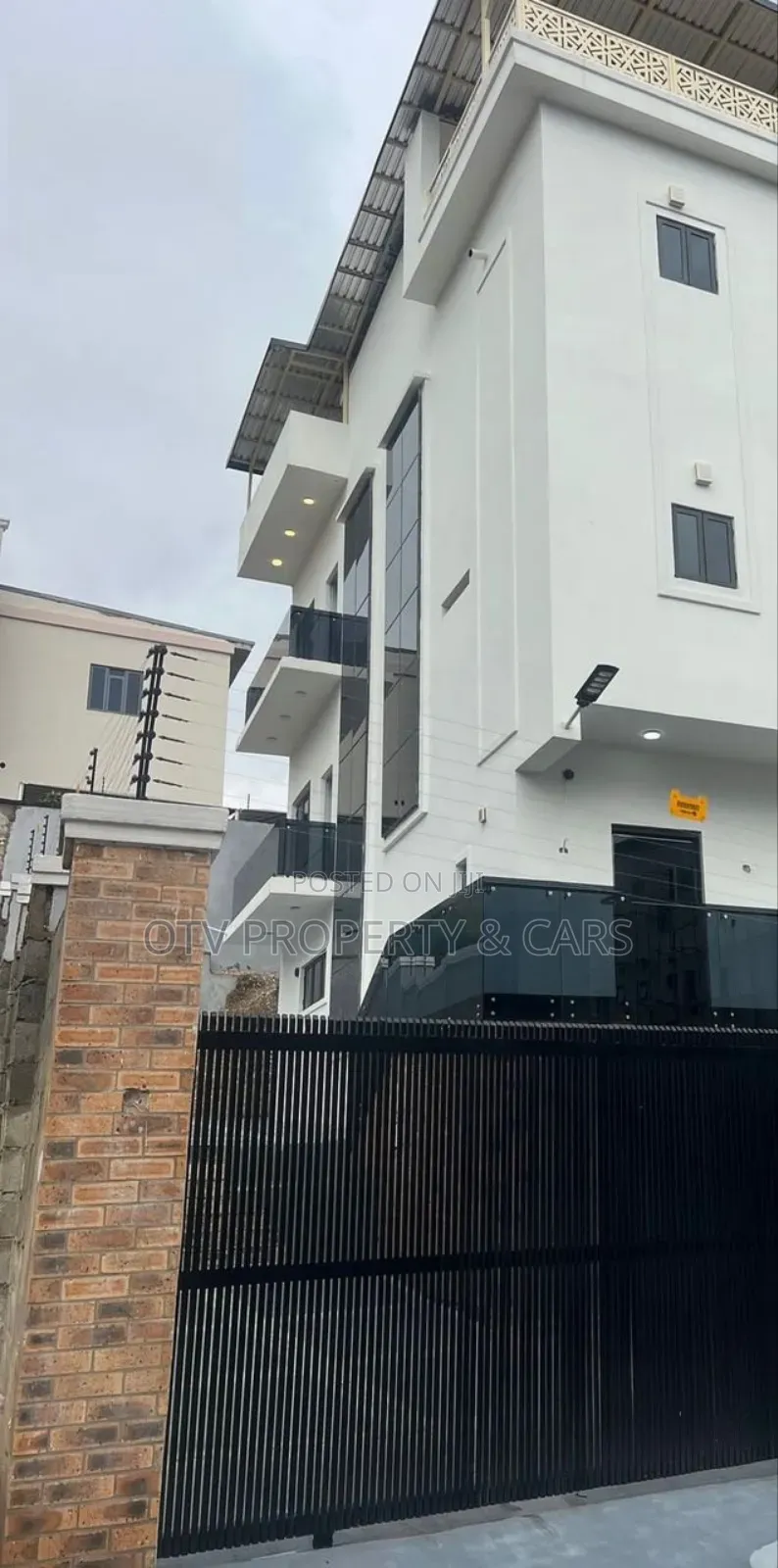 Furnished 5bdrm Duplex in Guzape District for sale