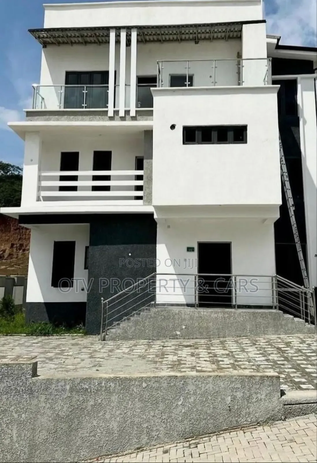 Furnished 6bdrm Duplex in Guzape District for sale