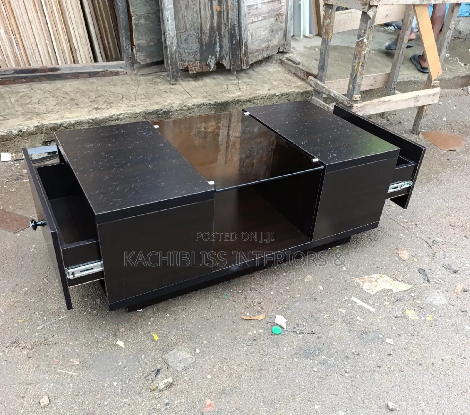 Center Table 003