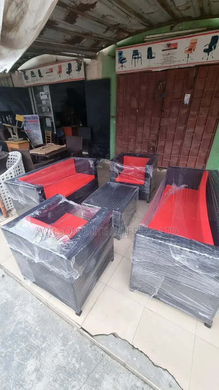 7 Seater Outdoor/ Restaurant Set