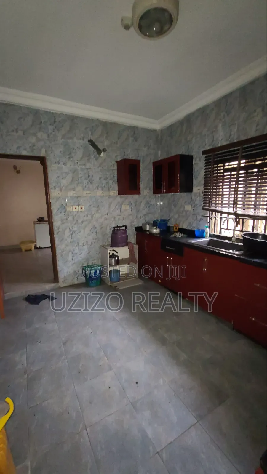 5bdrm Duplex in Kajola for sale