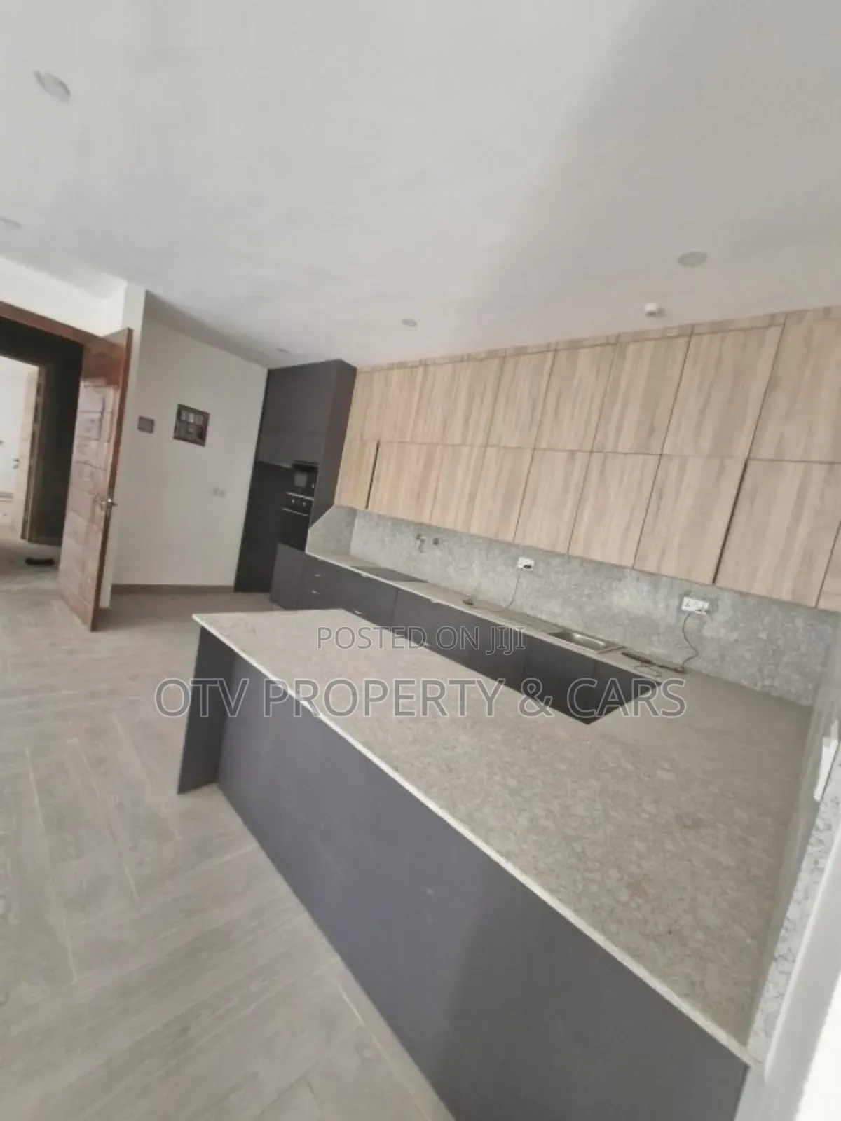 Furnished 3bdrm Apartment in Ikate for rent