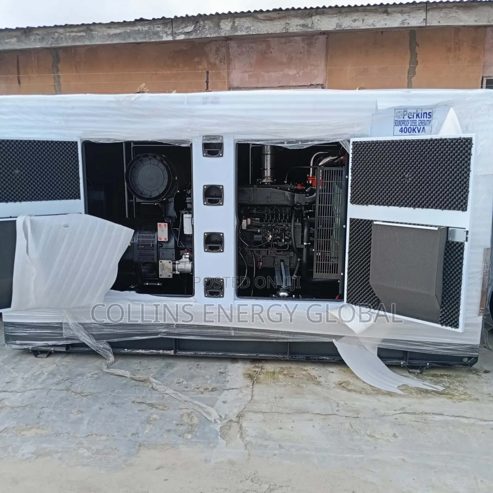 400kva Uk Perkins Soundproof Copper Coil Generator
