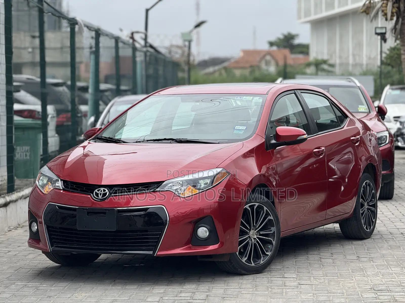 Toyota Corolla S Premium 4dr Sedan (1.8L 4cyl CVT) 2014 Red