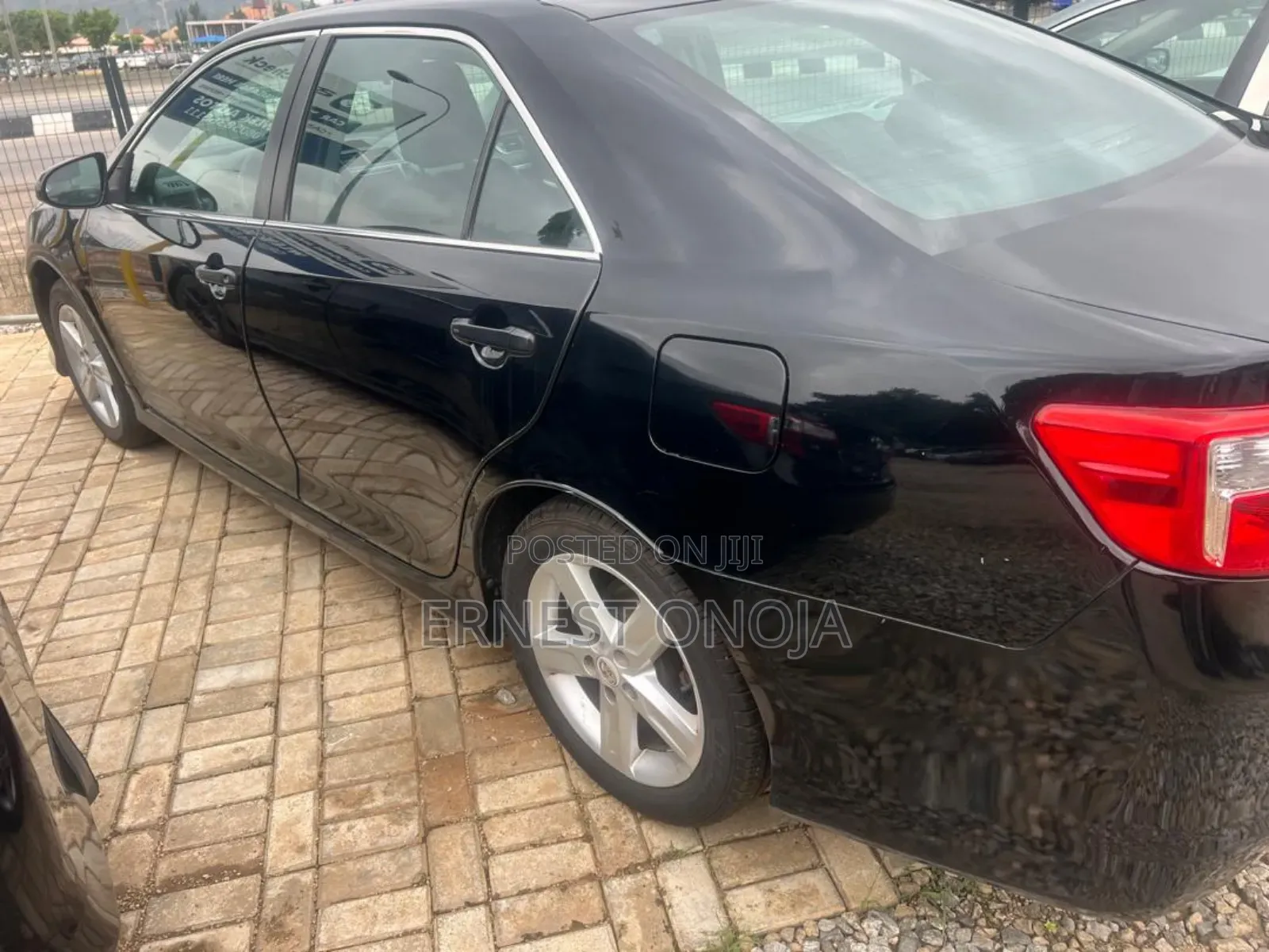 Toyota Camry SE 4dr Sedan (2.5L 4cyl 6A) 2012 Black