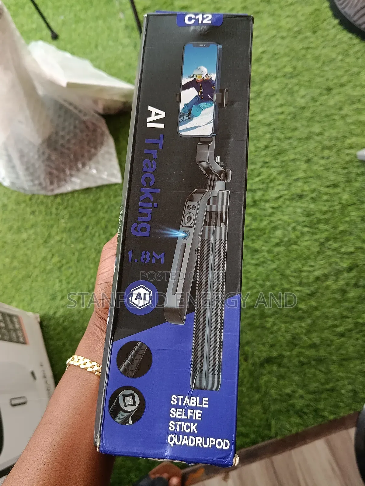 C12 Ai Tracking Selfie Stick