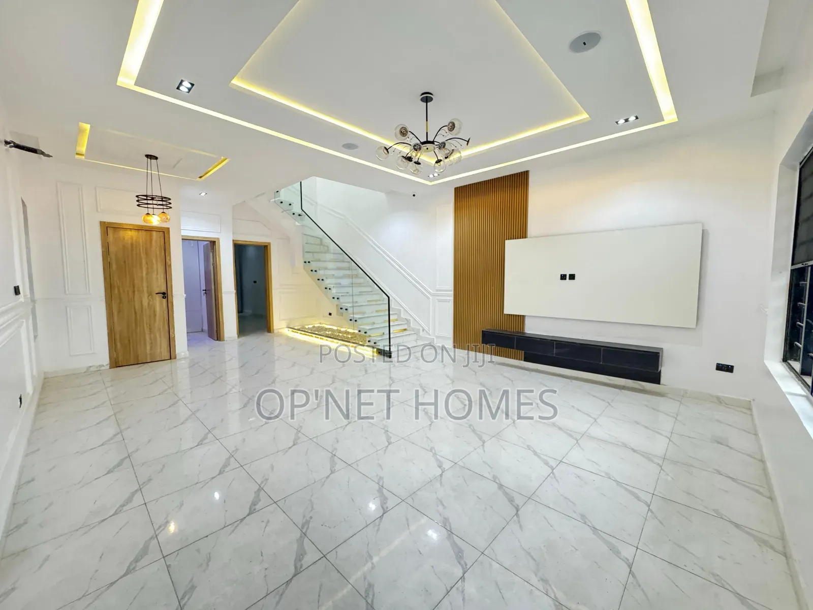 Furnished 4bdrm Duplex in Lekki for sale